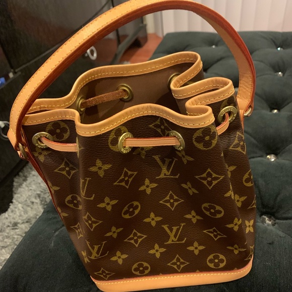 SOLD. ❗️❗️❗️ - Picture 3 of 8